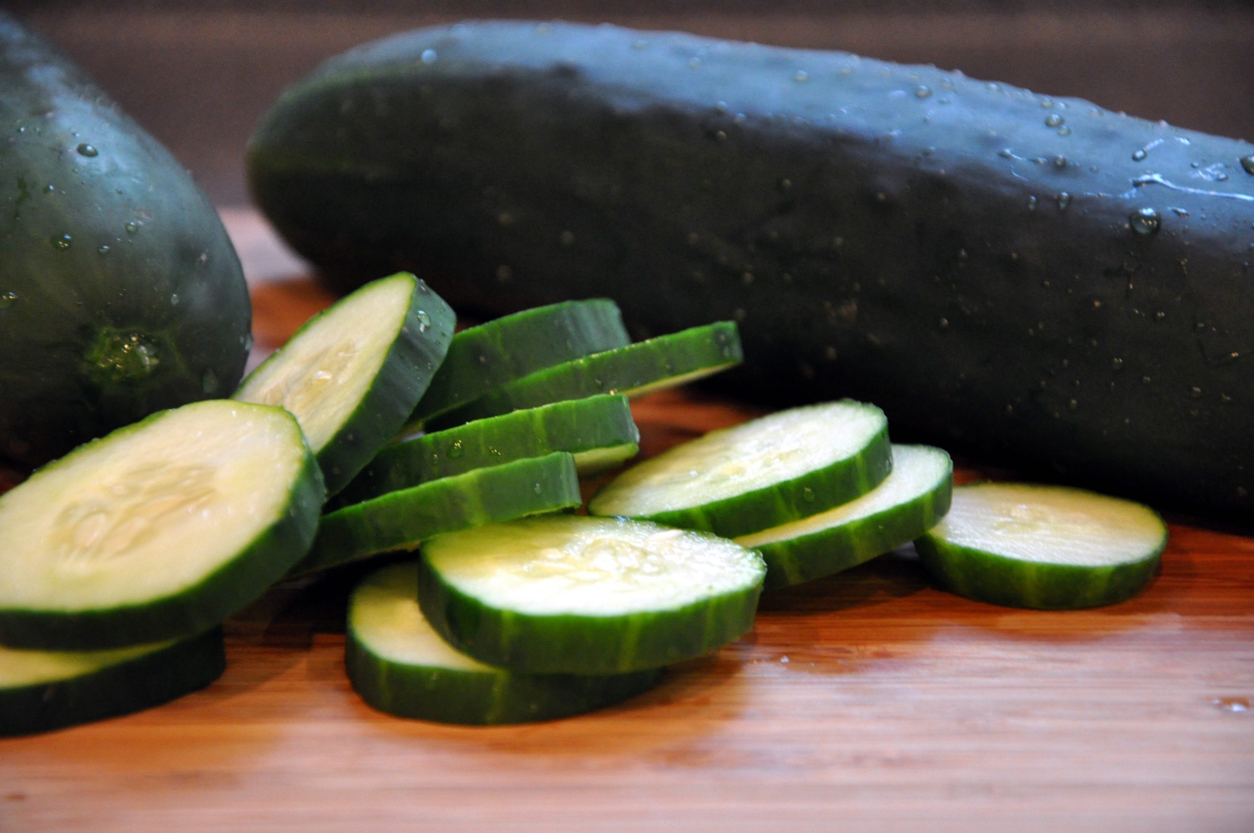 real wife and cucumber Adult Pictures
